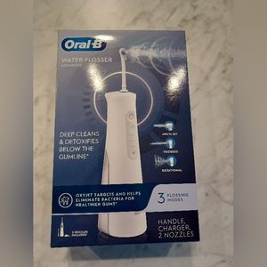 Oral b water flosser